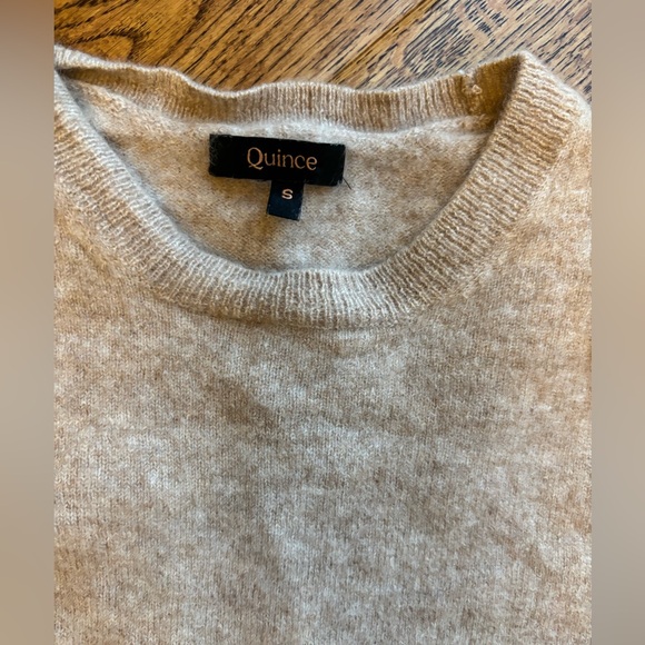 Quince 100% Mongolian Cashmere Crewneck Sweater Oatmeal Size Small excellent co - Picture 6 of 9